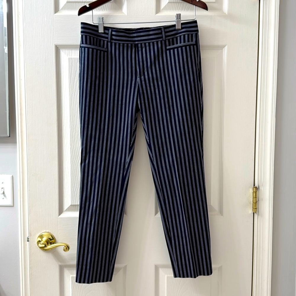 Navy/White stripe Sloan crop mid rise Banana Republic size 4 dress/office pants